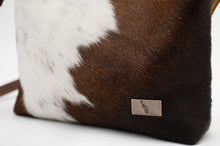 Load image into Gallery viewer, TOTE BAG MINI COW CAFÉ