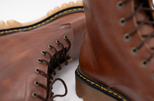 Load image into Gallery viewer, Combat Boots Café