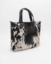 Load image into Gallery viewer, TOTE BAG MINI COW NEGRO