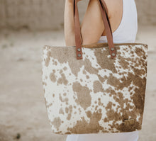 Load image into Gallery viewer, TOTE BAG COW CAFÉ