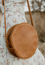 Load image into Gallery viewer, CROSSBODY CIRCULAR MIEL