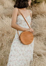 Load image into Gallery viewer, CROSSBODY CIRCULAR MIEL