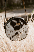 Cargar imagen en el visor de la galería, CROSSBODY CIRCULAR COW