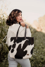 Load image into Gallery viewer, TOTE BAG COW