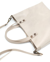 Cargar imagen en el visor de la galería, TOTE BAG MINI HUESO