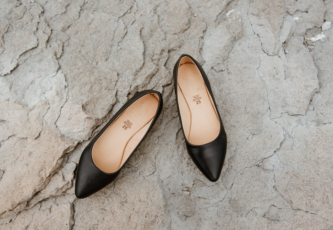 FLATS NEGRO – Nallely Patiño Jimenez